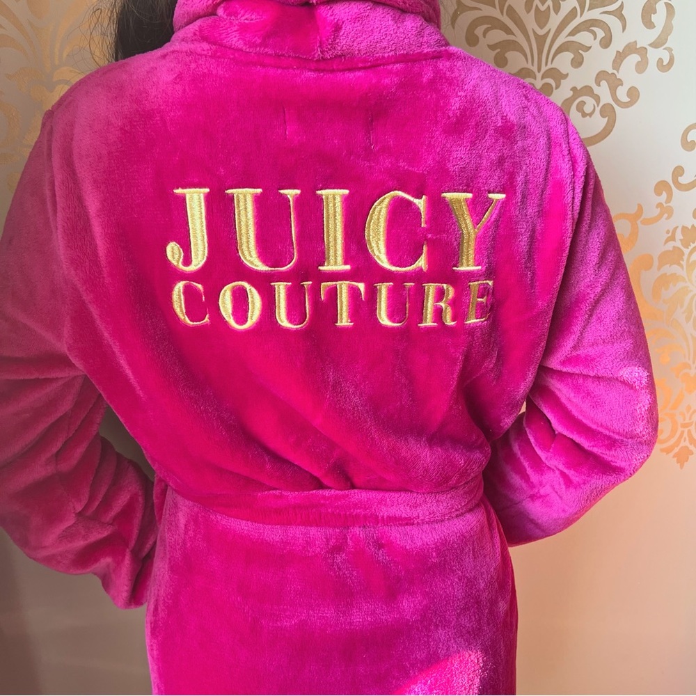 Juicy Couture Pink Plush Robe Size S/M - Gem